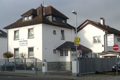 Business Pension Gasper Raunheim Kültér fotó